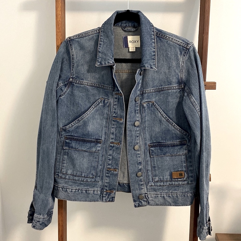 Roxy Denim jean jacket NWOT sz s